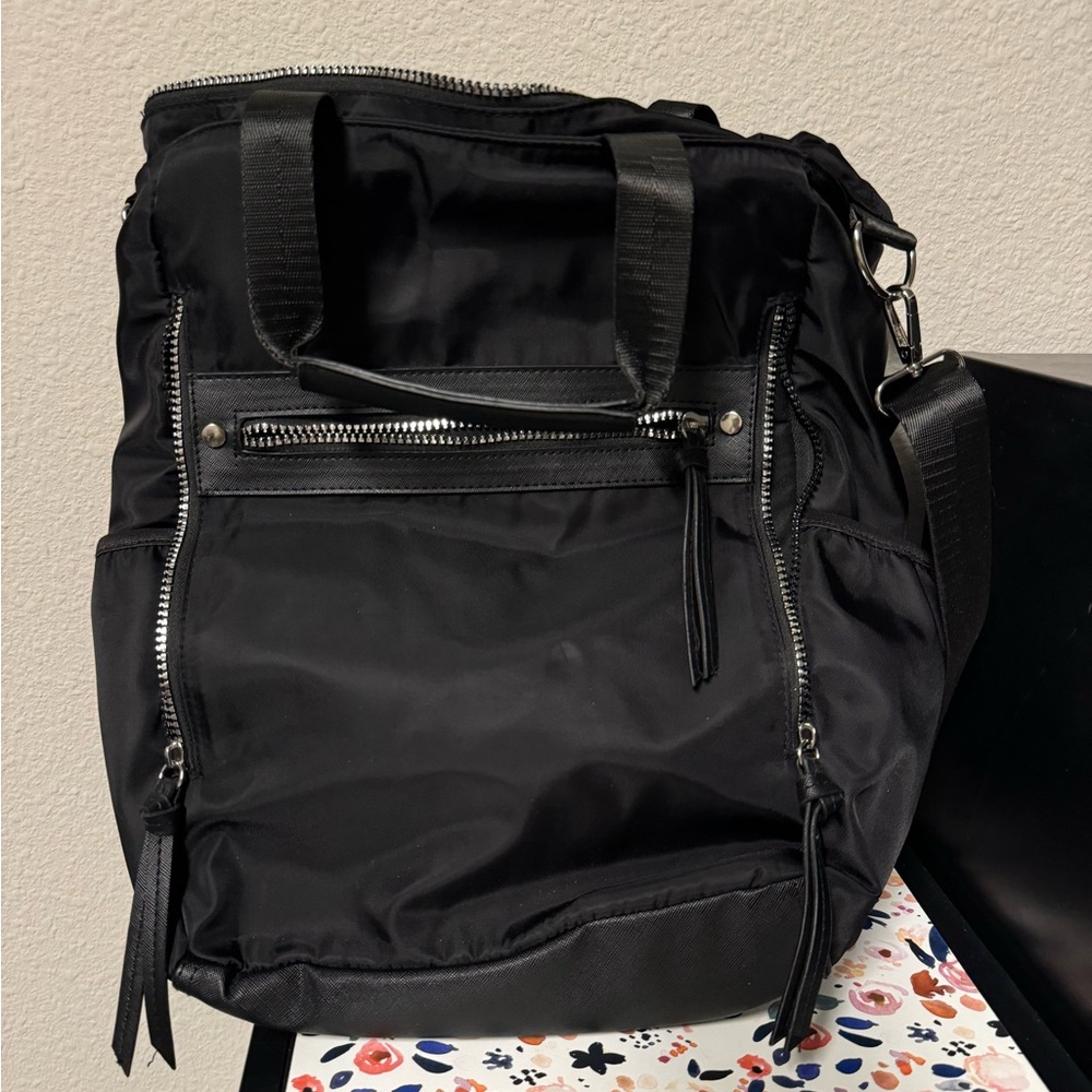 Laundry by Shelli Segal handbags, Black bag